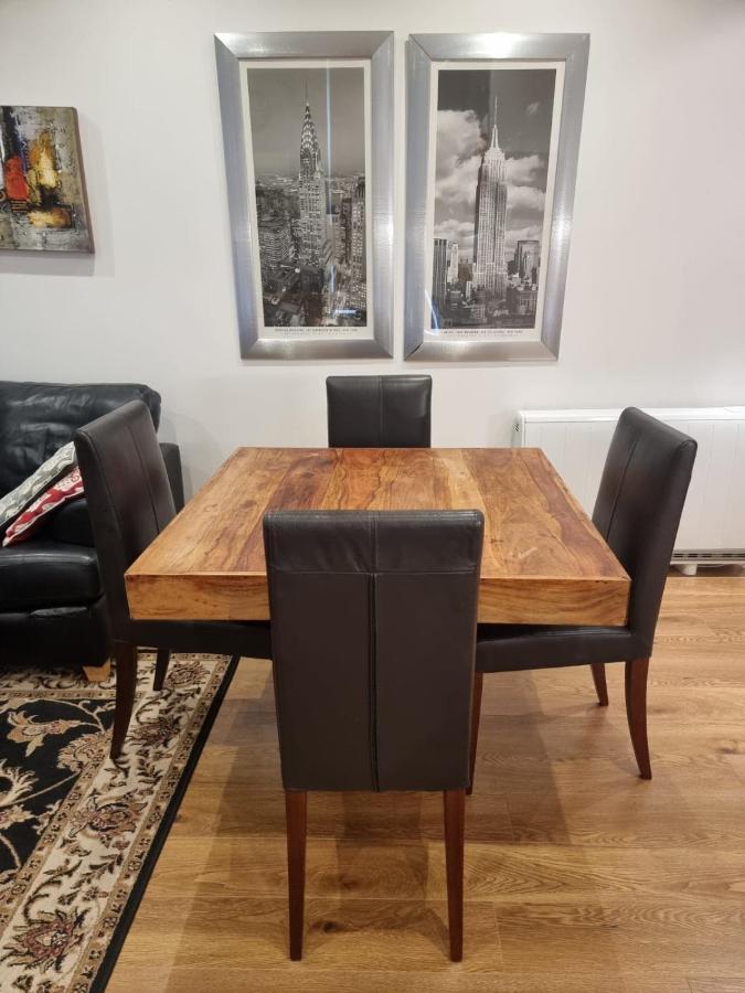 1 Bedroom Merchant City Glasgow Apartment Dış mekan fotoğraf